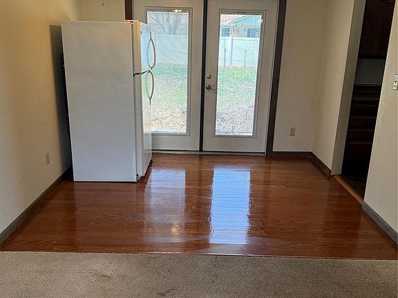 5th image of 2810 Orchid Ct