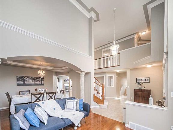 4th image of 143 SW Hamptons Ter NW