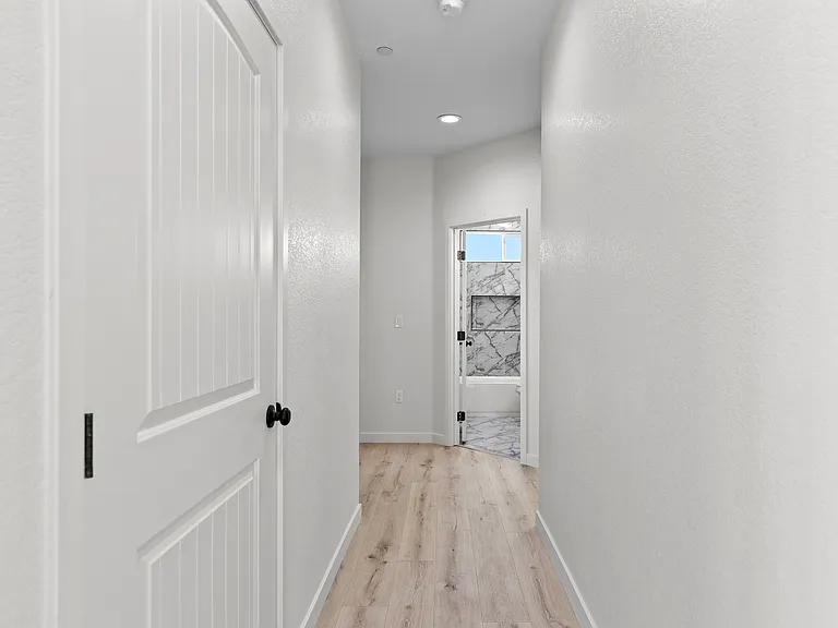 10096 Glen Rd — Photo 28