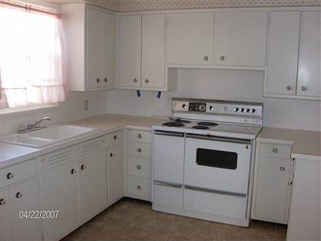 4th image of 117 W Cherry St