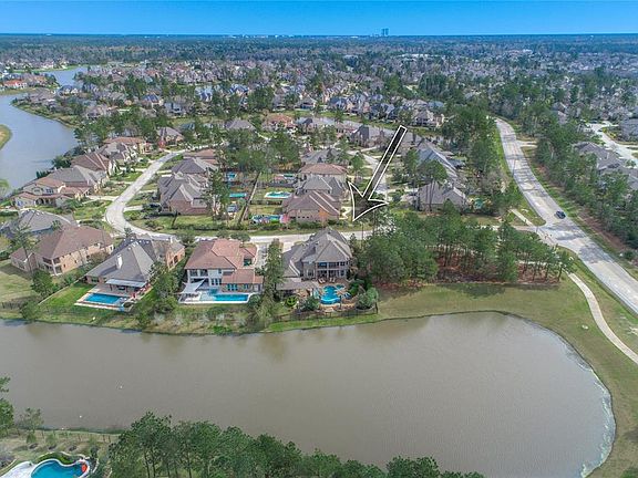 2nd image of 11 Shimmering Aspen Dr