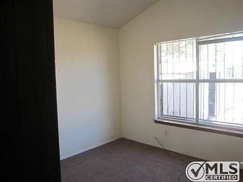 4th image of 10924 Willie Mays Dr