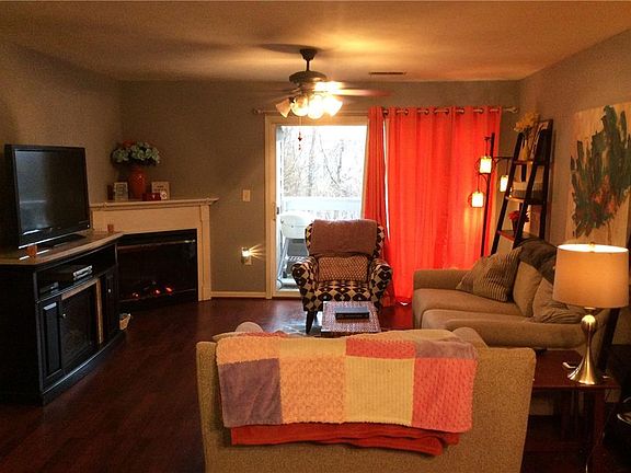3rd image of 6517 Emerald Hill Ct APT 208