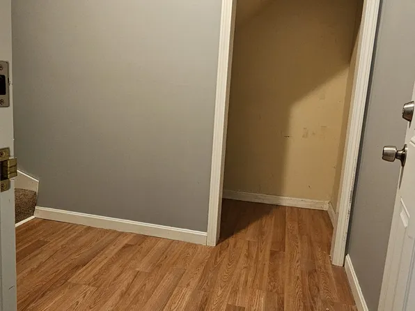 21 Falmouth St #3, Attleboro, MA 02703