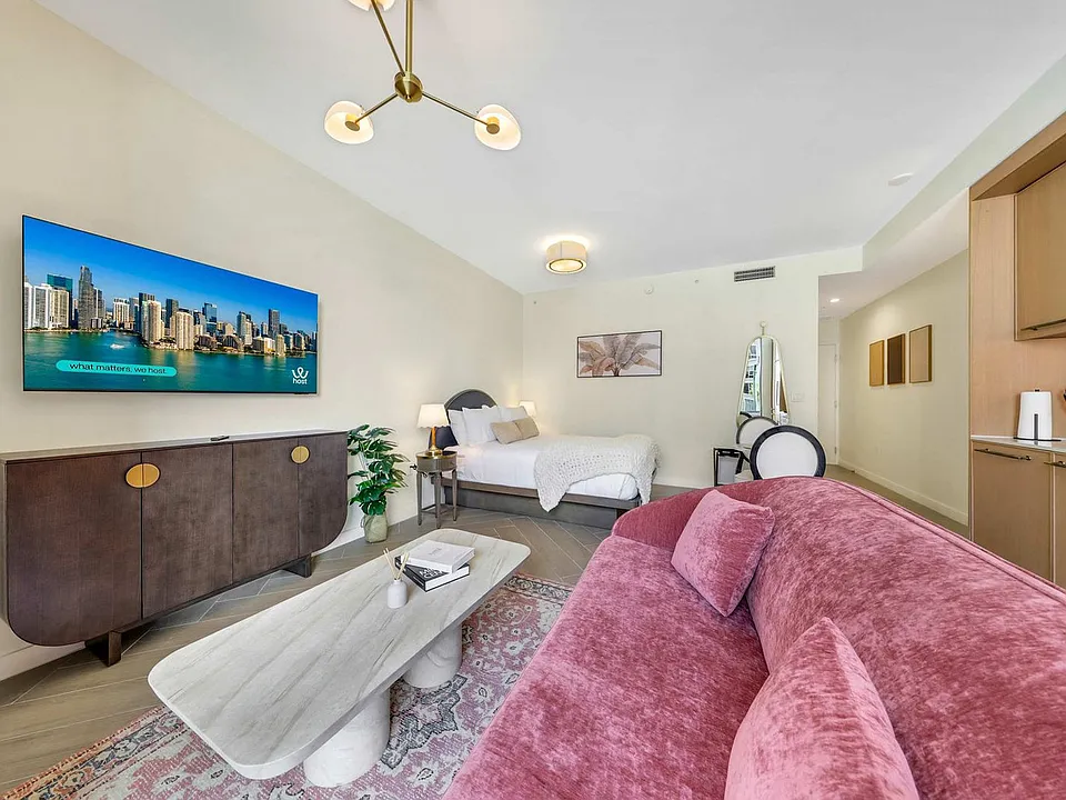 2700 NW 2nd Ave #2-ID1524605P