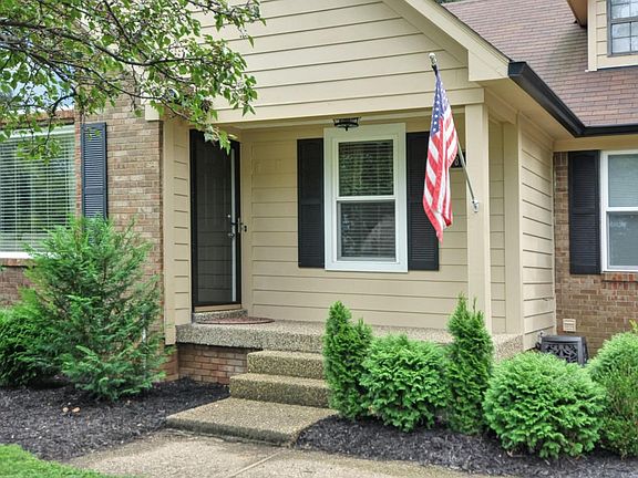 8002SycamoreCreekDr-2