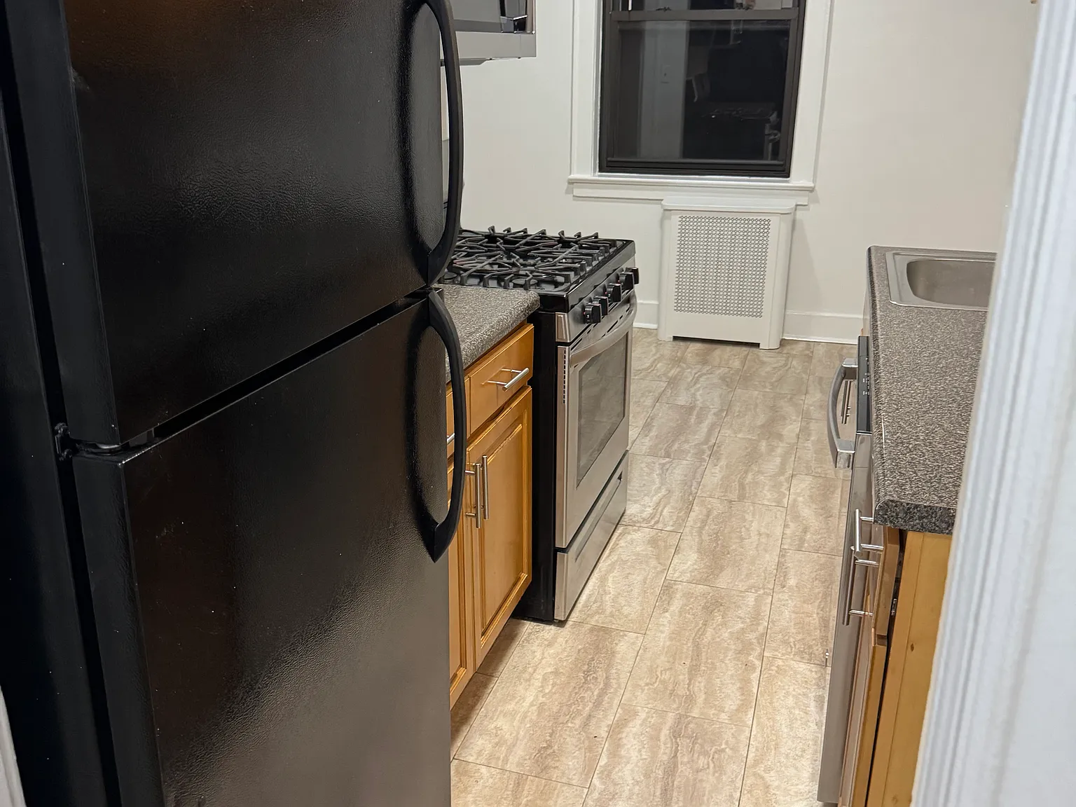 1421 Mamaroneck Ave — Photo 3