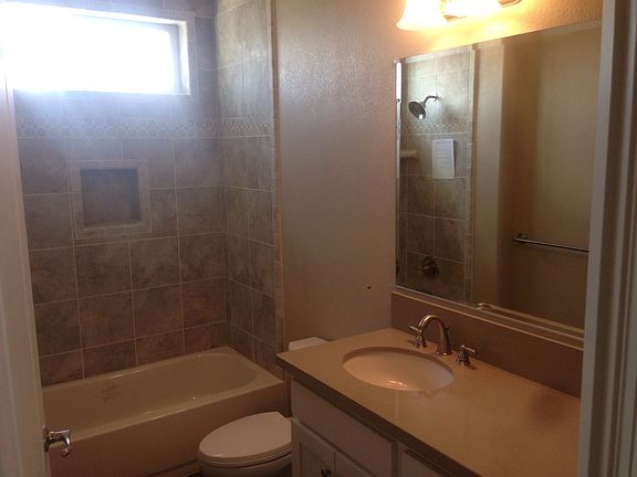 4th image of 200 N El Camino Real Space 183