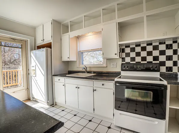 228 Crawford St #B, Beckley, WV 25801