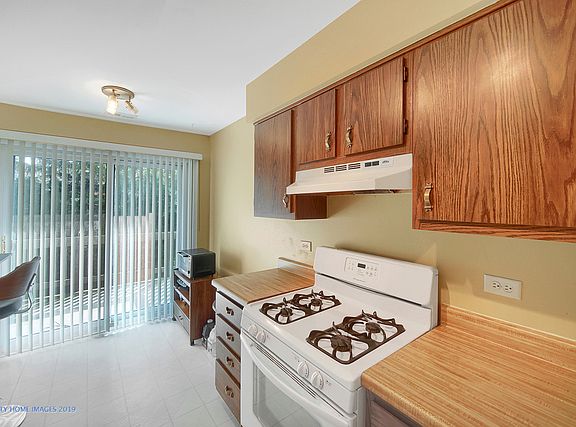 3rd image of 2S416 Emerald Green Dr Unit G