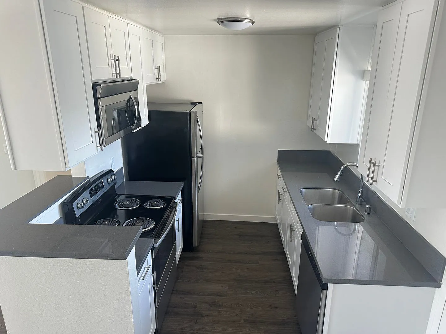 3333 Motor Ave — Photo 4