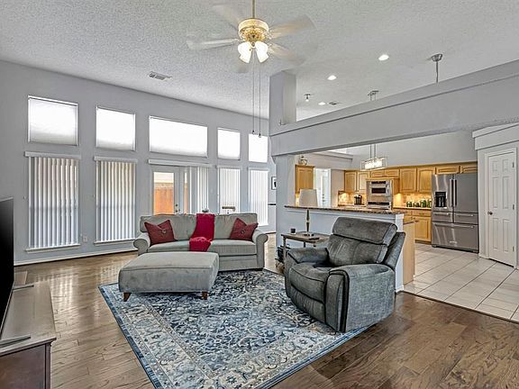 4th image of 2332 Treyburn Ct