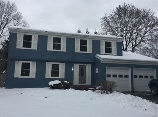 12 Indian Orchard Ln, Liverpool, NY 13090