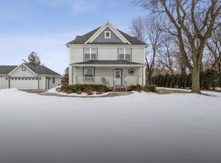W220N6034 Town Line Rd #A, Menomonee Falls, WI 53051