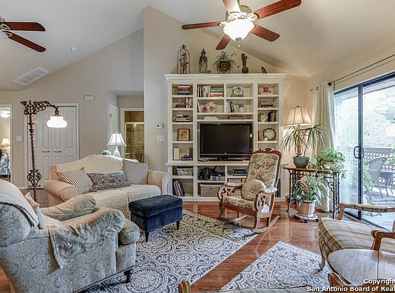 5th image of 12446 Starcrest Dr