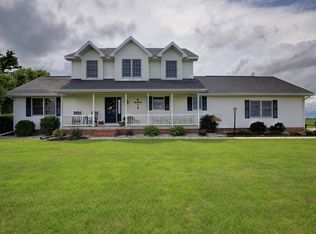 1831 County Road 2700 E, Ogden, IL 61859