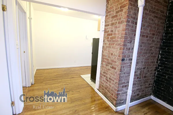 Rented by Crosstown Apartments NYC | media 4