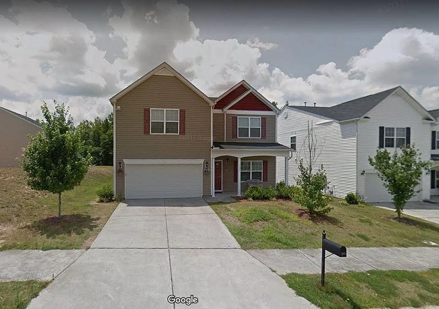 Room in 5 Bedroom Home at Genlee Dr — Photo 1