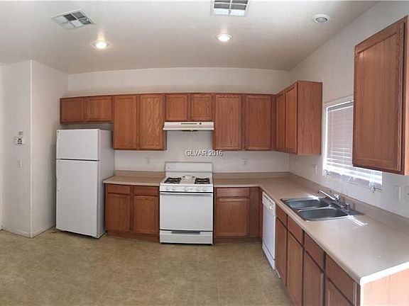 2nd image of 5593 Gold Mint Ln #0