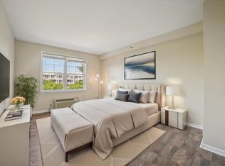 4 Constellation Pl #1122, Jersey City, NJ 07305