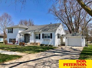 540 N 8th St, Arlington, NE 68002