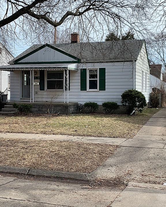 1st image of 1420 E Milton Ave