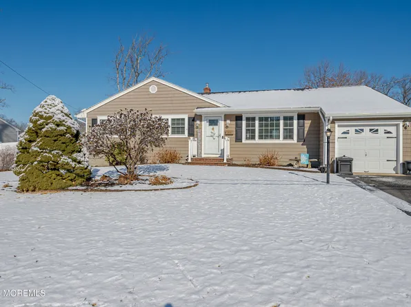 209 Winchester Drive, Brick, NJ 08724