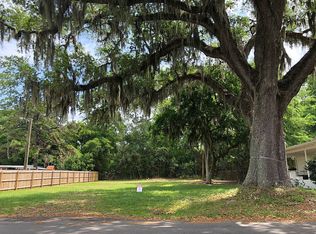 10 S 13th St, Fernandina Beach, FL 32034