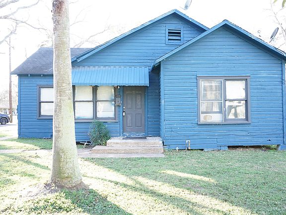 2nd image of 1419 Leaman Ave