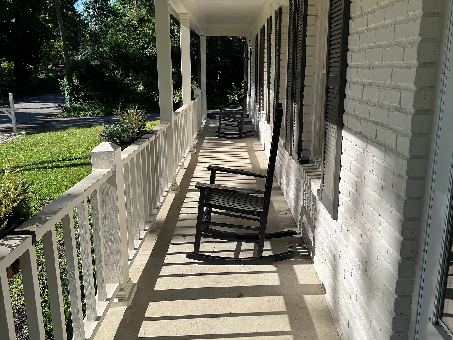 2 bed, 840 sqft, $2,450 — Photo 2