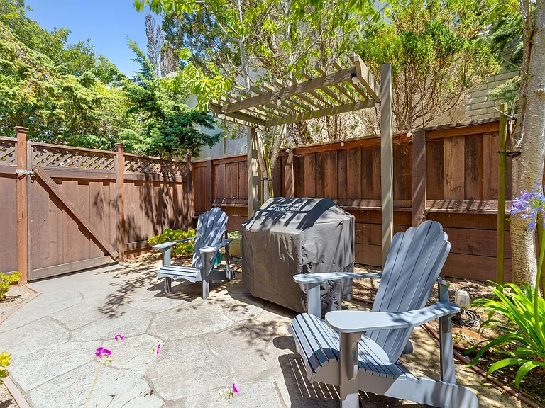 Side yard