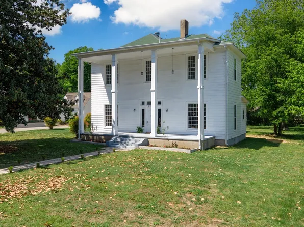 404 E Liberty Ave, Covington, TN 38019