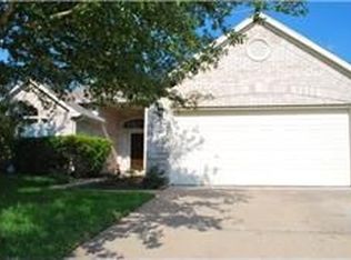 11927 Dinosaur Valley Dr, Sugar Land, TX 77498