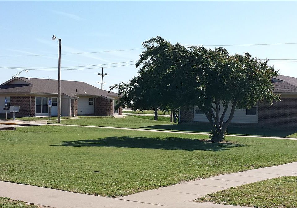 Apple Junction Apartments 1215 Barclay Ave Wakeeney KS Zillow