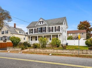 26 Elm St, Peabody, MA 01960