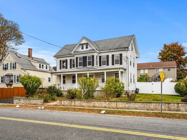 26 Elm St, Peabody, MA 01960