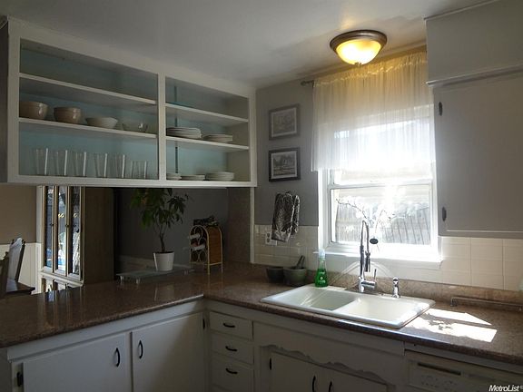 4th image of 7311 Tamoshanter Way