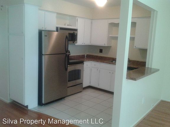 3rd image of 4905 Briarwood Ave #4905