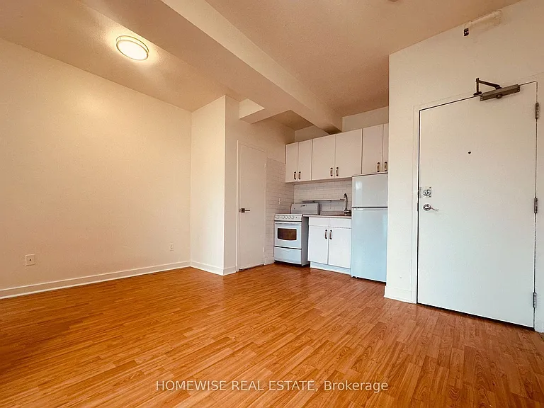 1 Triller Ave #205 — Photo 7
