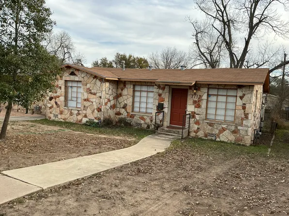 1132 Vanderbilt St, San Antonio, TX 78210