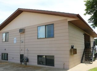 315 S 15th St, Bismarck, ND 58504