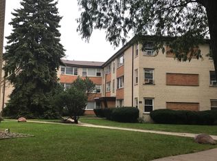 5620 W Goodman St APT 15, Chicago, IL 60630