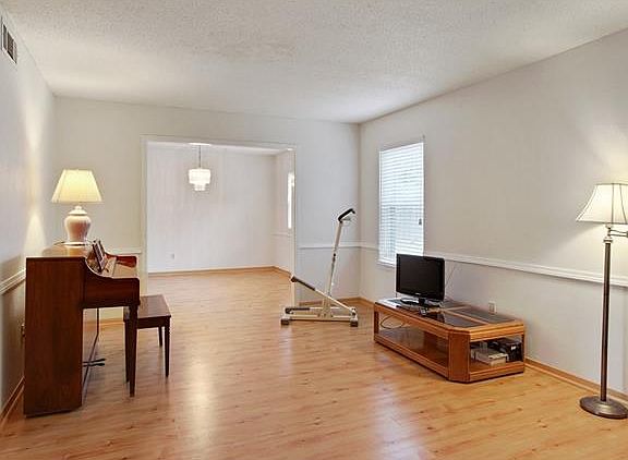 5th image of 2024 Carmel Valley Dr