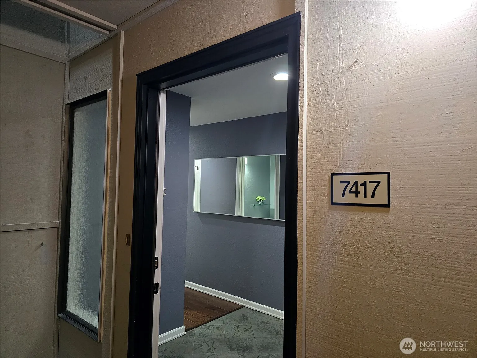 7417 Old redmond Road photo 1