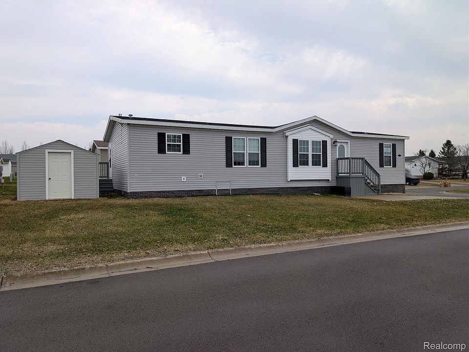 1st image of 11045 Woodland Ridge Ct