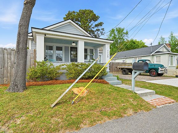 3rd image of 1120 Gunn Ave