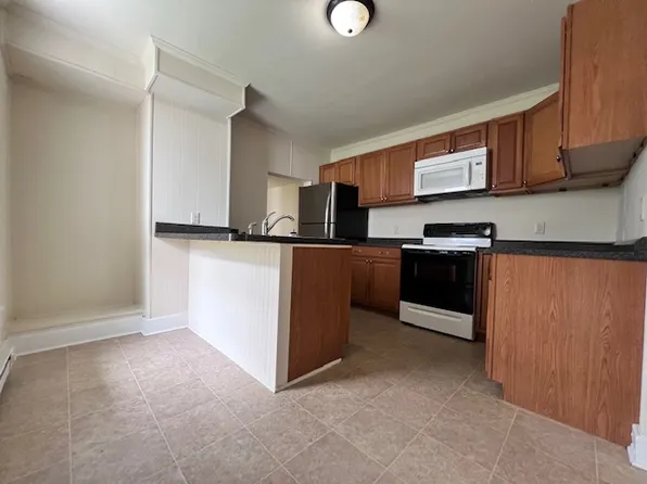 410 W Main St Floor 1, Waynesboro, PA 17268