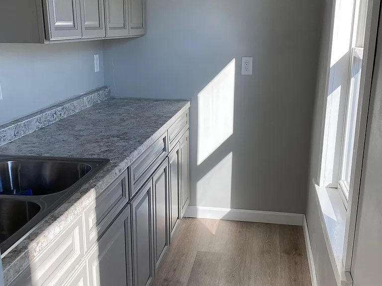 101 Lake St #3 — Photo 4