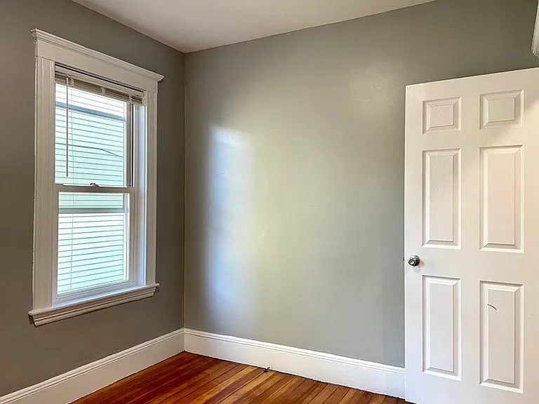29 W Tremlett St #1 — Photo 5