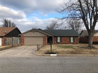 8724 Kimberly Rd, Oklahoma City, OK 73132